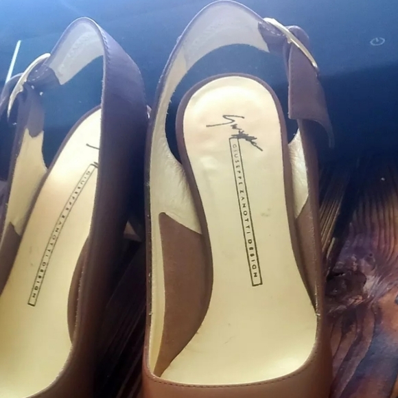 SOLD Authentic Giuseppe - Picture 4 of 11